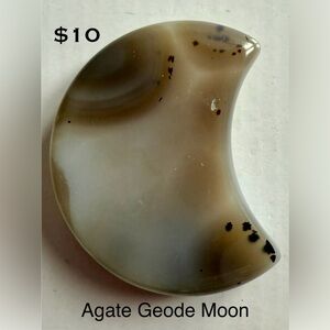 Moon-Shaped Agate Stone Decor